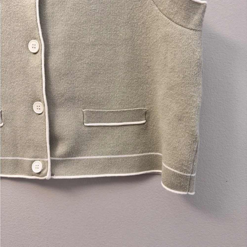 Emerson Lang Young Contemporary Knit Button Front Vest – Size L - Picture 8 of 11